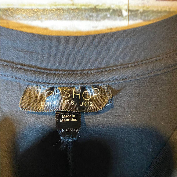 TOPSHOP Modal & Cotton Cold Shoulder Knit Shift Swing Dress - Picture 9 of 12